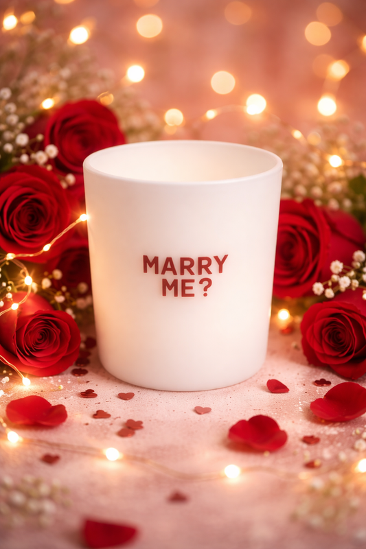 Love is in the air… Marry Me? (390 gm)