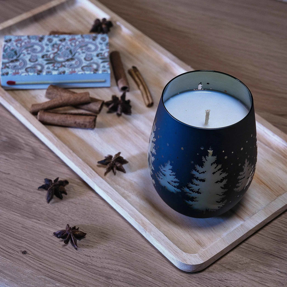 Midnight Forest – Luxury Christmas Coconut Wax Candle (600g) | L'atelier Himalaya