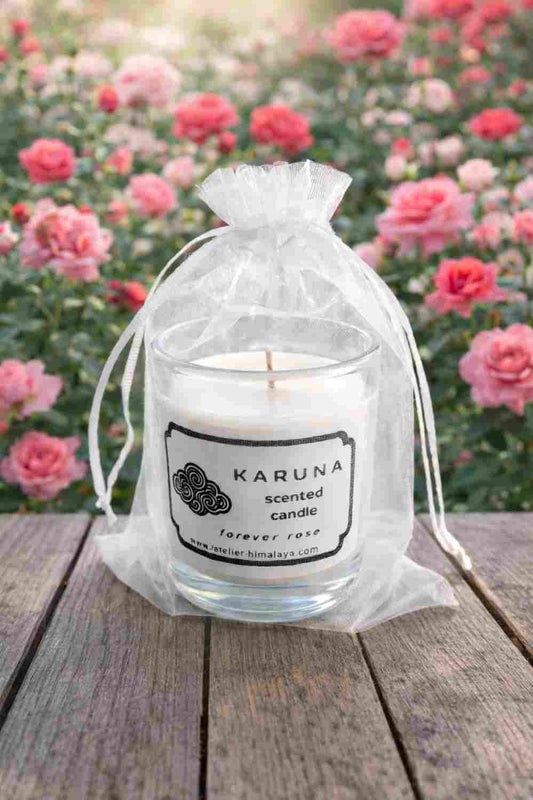 Scented coconut wax candle - Where luxury comes in small packages (200 gm)
