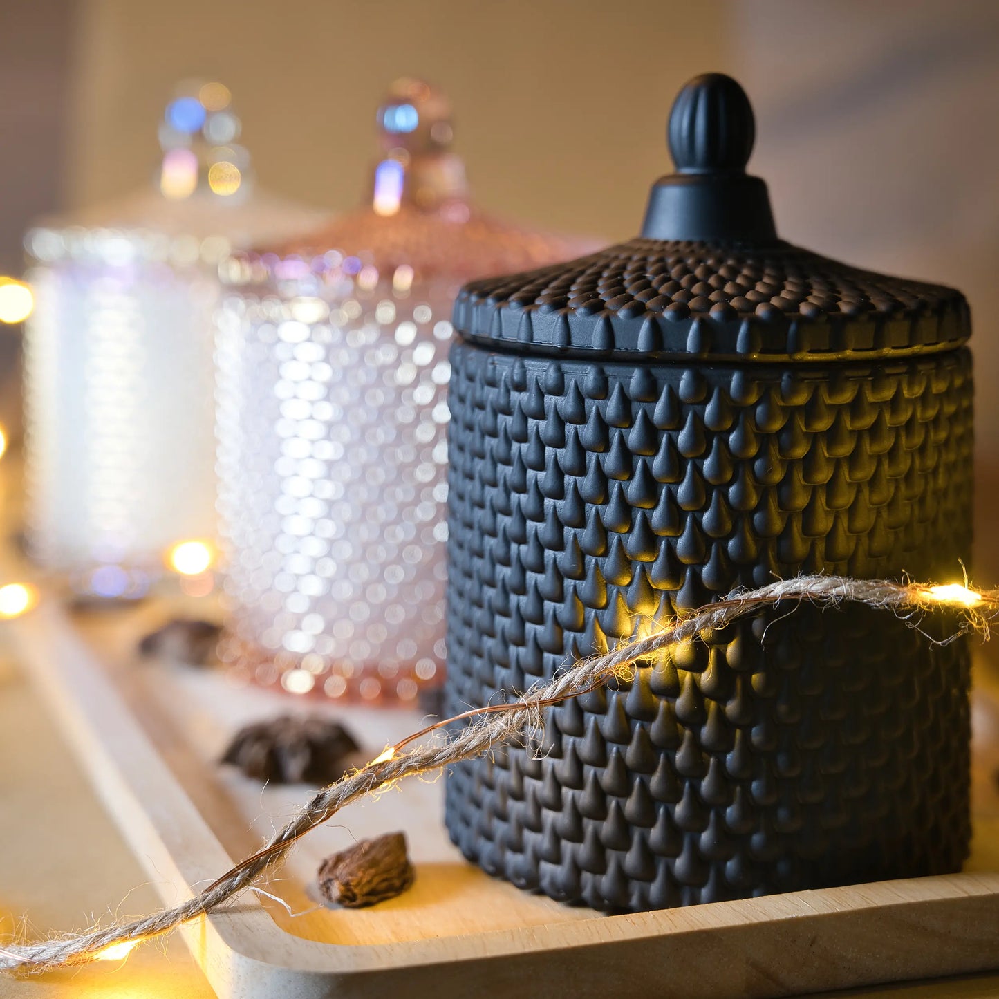 Scented coconut wax (340 ml jar) - White

Fragrance - Eternal Roses