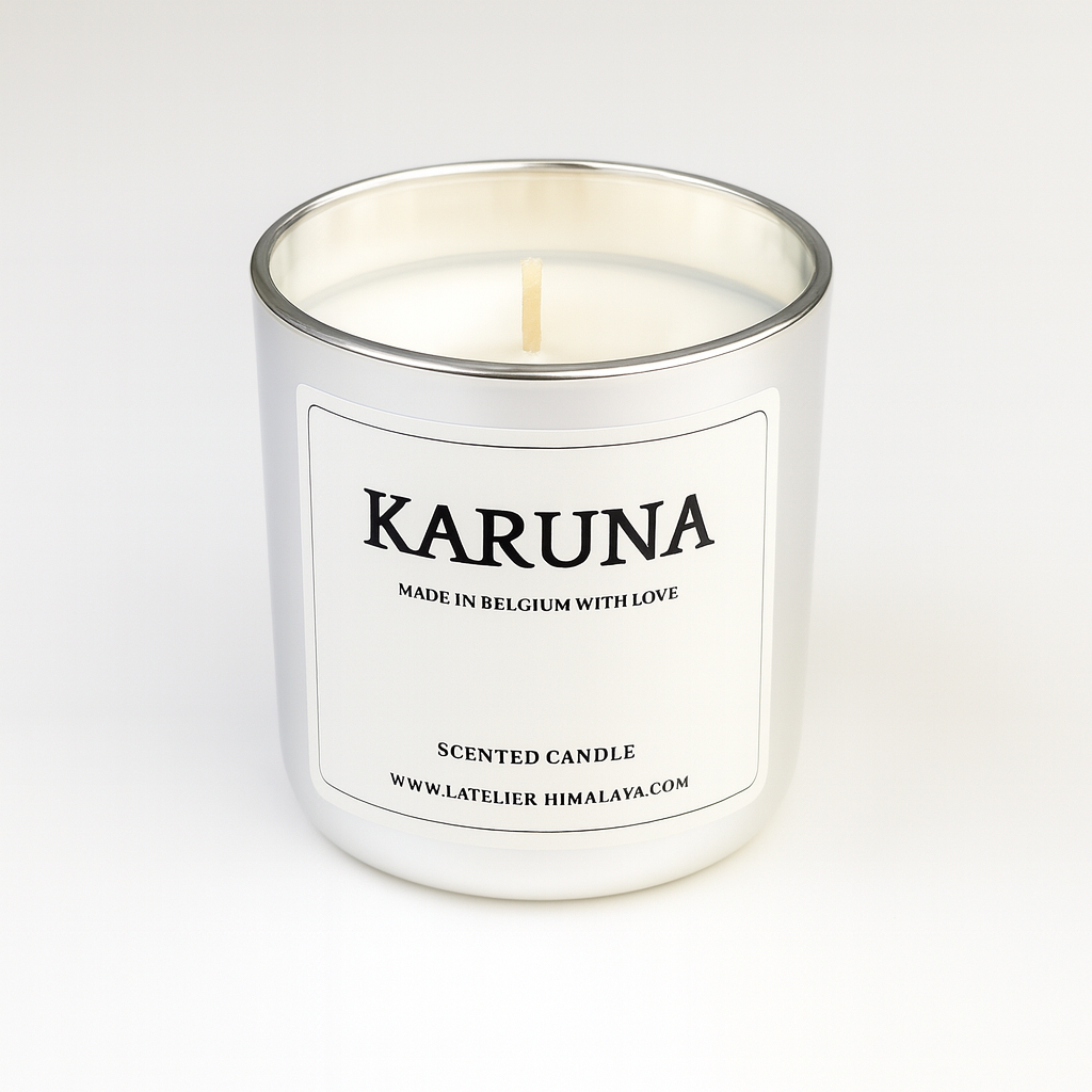 Scented coconut wax (390 ml jar) - Silver&nbsp;

Fragrance - A musky, woody scent with a warm and sensual depth, balanced by fresh, floral, and spicy highlights.